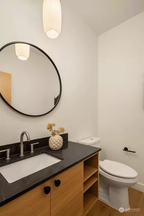 Bath - 608 18th Ave E #A, Seattle, WA 98112 photo 1 of 4