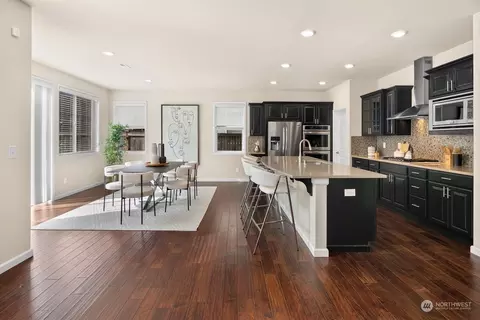Kitchen - 18624 40th Ave SE, Bothell, WA 98012 photo 1 of 4