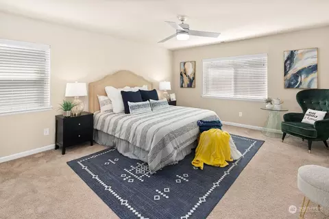 Bedroom - 18624 40th Ave SE, Bothell, WA 98012 photo 1 of 6