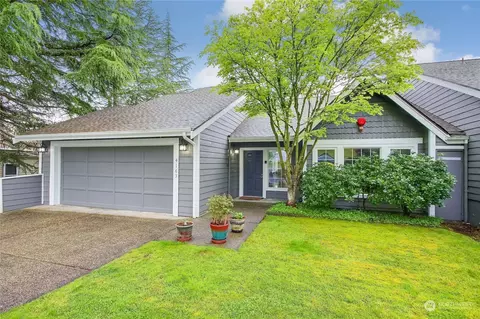 4163 Providence Point Dr SE #2552, Issaquah, WA 98029