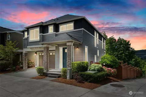 883 3rd Pl NE, Issaquah, WA 98029