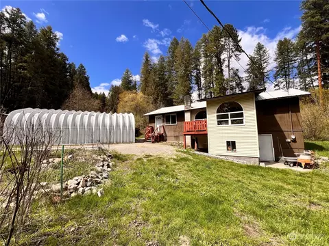 6 Big Goosmus Creek Rd, Curlew, WA 99118