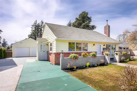 2919 Coolidge Dr, Bellingham, WA 98225