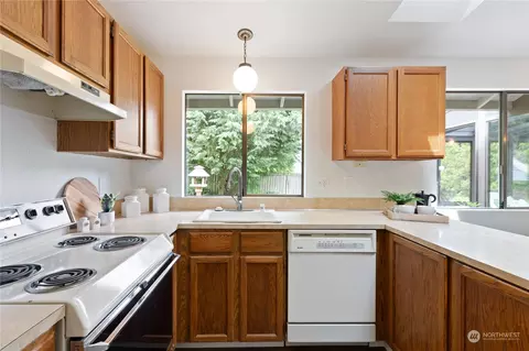 517 167th St SE, Bothell, WA 98012 photo 10