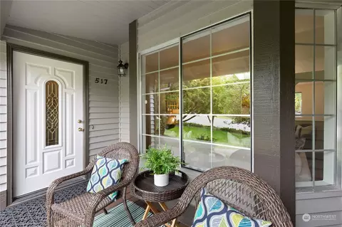 517 167th St SE, Bothell, WA 98012 photo 2