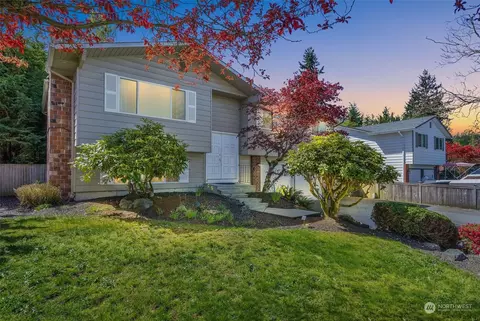 4910 152nd St SW, Edmonds, WA 98026