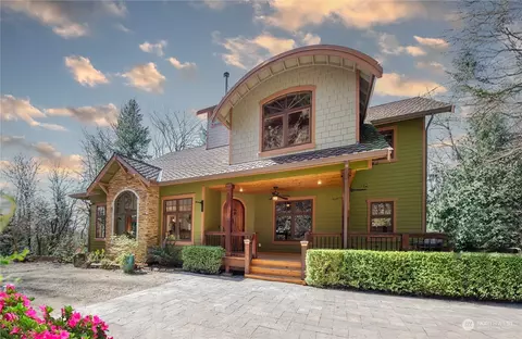 25222 SE 133rd St, Issaquah, WA 98027
