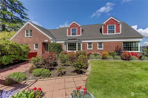 2824 NW 93rd St, Seattle, WA 98117