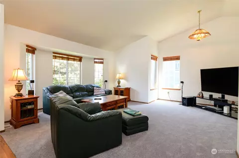 130 E Mcgill Ave, Everett, WA 98208 photo 5