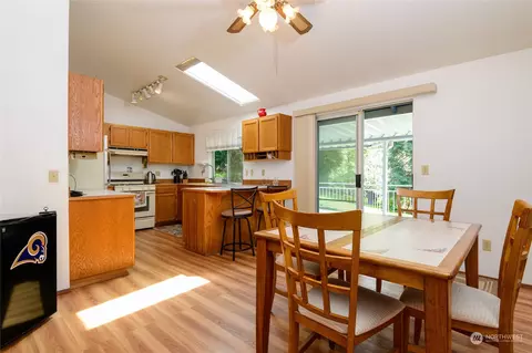130 E Mcgill Ave, Everett, WA 98208 photo 7