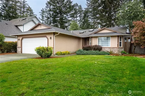 8711 Christa Dr NE, Lacey, WA 98516