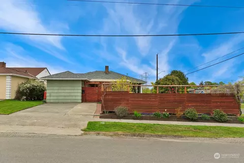 2486 S Spencer St, Seattle, WA 98108