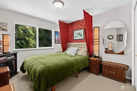 Bedroom - 1725 164th St SE, Mill Creek, WA 98012 photo 3 of 5