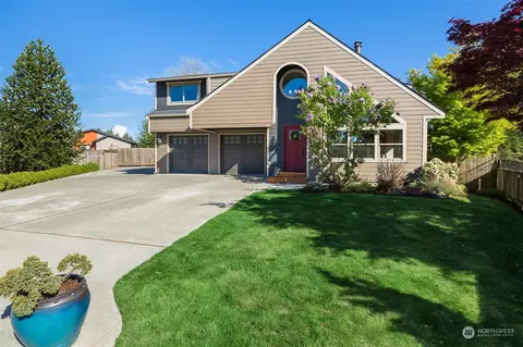 12033 SE 252 Pl, Kent, WA 98030
