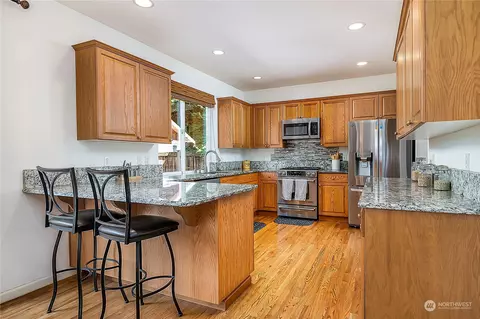 Kitchen - 19301 3rd Ave W, Bothell, WA 98012 photo 4 of 5