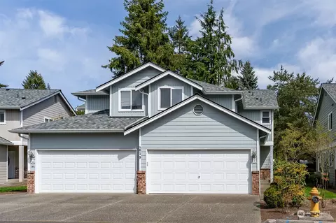 619 101st Pl SE #B, Everett, WA 98208