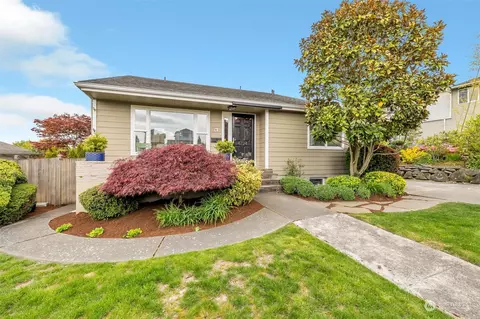 4724 36th Ave SW, Seattle, WA 98126