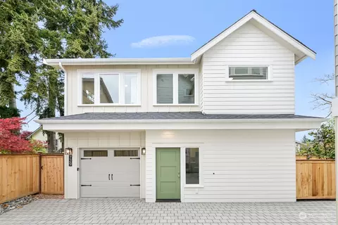 729 N 89th St, Seattle, WA 98103