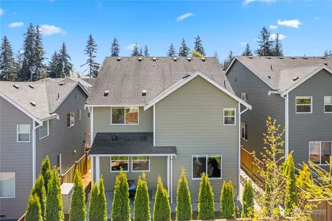 Exterior - 3611 198th St SE, Bothell, WA 98012 photo 3 of 4