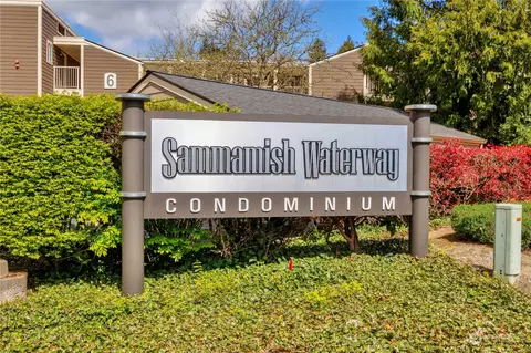 15818 NE Leary Way #5-204, Redmond, WA 98052
