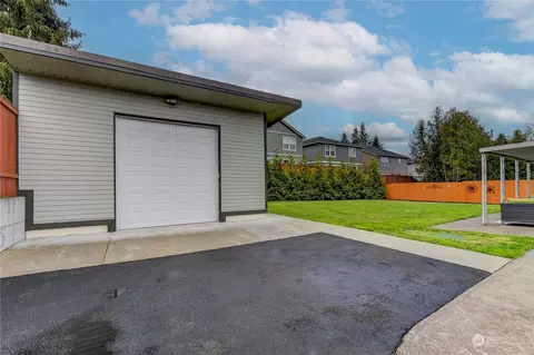 Exterior - 2814 Stafford Way, Bothell, WA 98012 photo 7 of 11