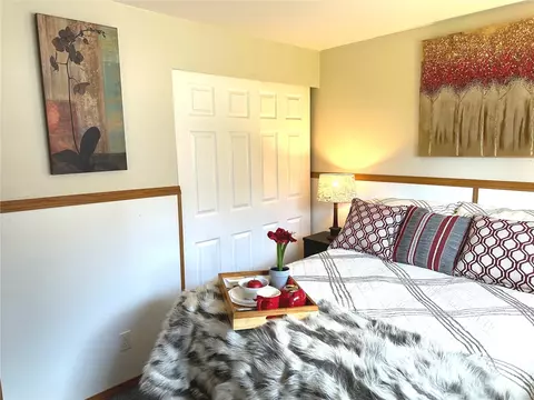 Bedroom - 2814 Stafford Way, Bothell, WA 98012 photo 3 of 4