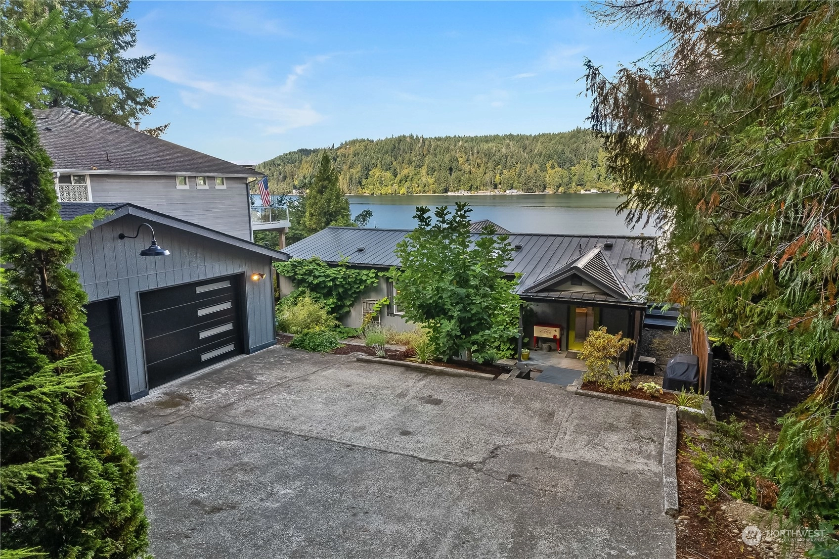 80 E Pebble Bch Ln  
