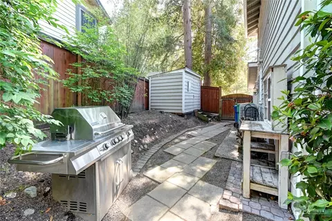 Exterior - 2507 147th Pl SE, Mill Creek, WA 98012 photo 5 of 7