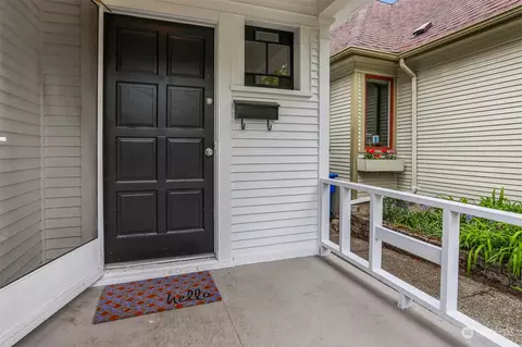 Exterior - 2308 N 65th St, Seattle, WA 98103 photo 4 of 11