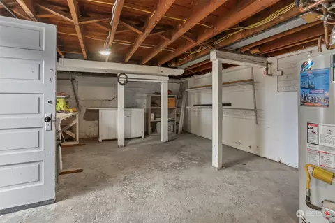 Exterior - 2308 N 65th St, Seattle, WA 98103 photo 5 of 11