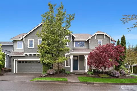 34704 SE Carmichael Loop, Snoqualmie, WA 98065