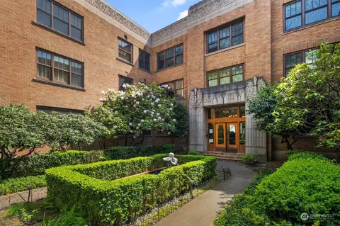 519 W Roy St #312, Seattle, WA 98119
