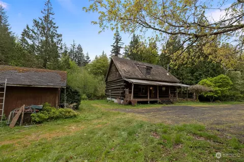 8048 NEvening Star Ln, Kingston, WA 98346