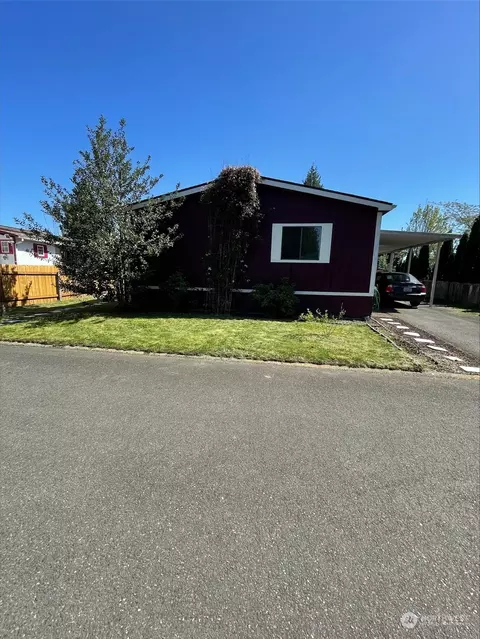 410 37th St SE #2, Auburn, WA 98002