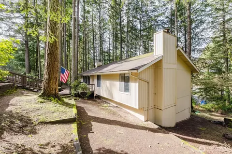 14214 57th Ave NW, Gig Harbor, WA 98332
