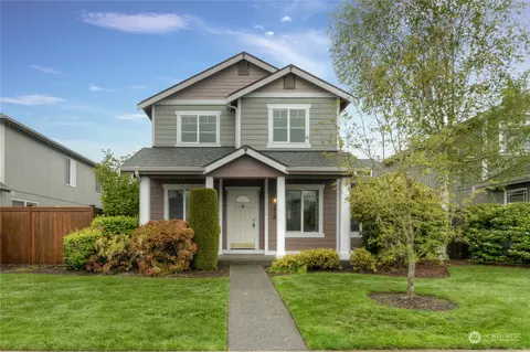 1612 Sundrop Ln SE, Tumwater, WA 98501