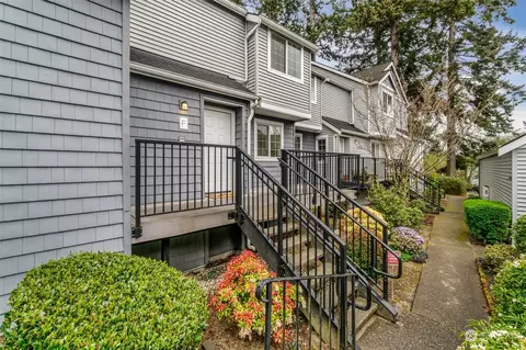 11708 Admiralty Way #F, Everett, WA 98204