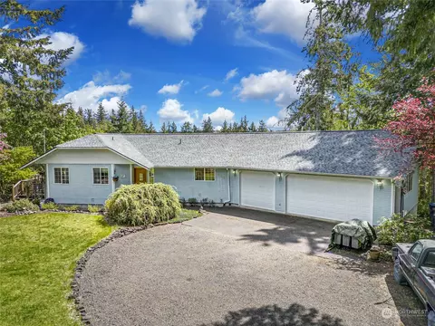 961 E Wilson Way, Grapeview, WA 98546 photo 2