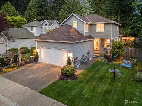 Exterior - 18925 1st Ave SE, Bothell, WA 98012 photo 13 of 13