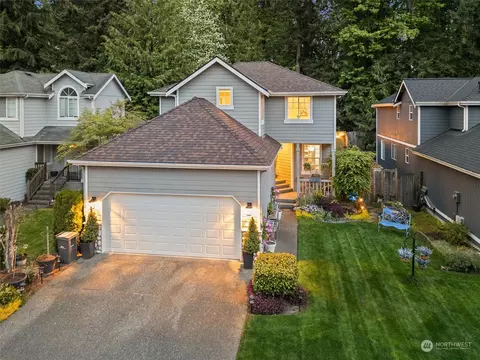 Exterior - 18925 1st Ave SE, Bothell, WA 98012 photo 5 of 13