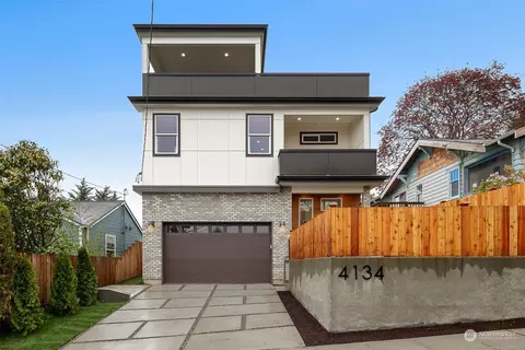 4134 SW Southern St, Seattle, WA 98136