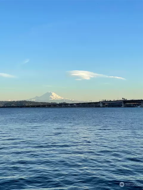 334 Lakeside Ave S #301, Seattle, WA 98144