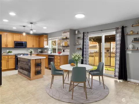 Dining - 4951 Switchback Loop SE, Lacey, WA 98513 photo 1 of 2