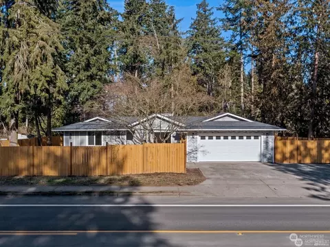 2127 100th St SE, Everett, WA 98208