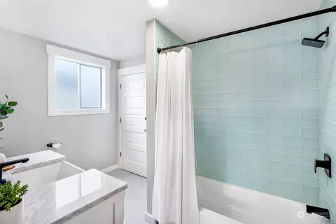 2030 Summit Ave, Everett, WA 98201 photo 19