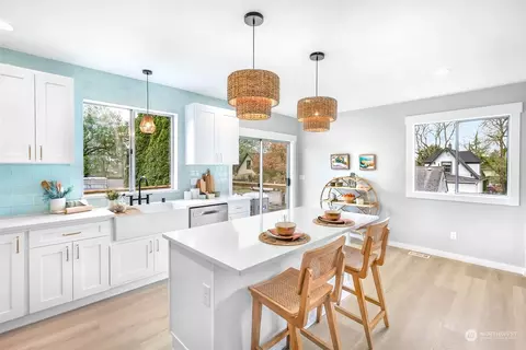 2030 Summit Ave, Everett, WA 98201 photo 11