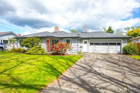 2932 James St, Bellingham, WA 98225