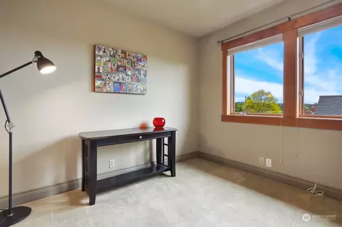 903 N 68th St, Seattle, WA 98103 photo 29