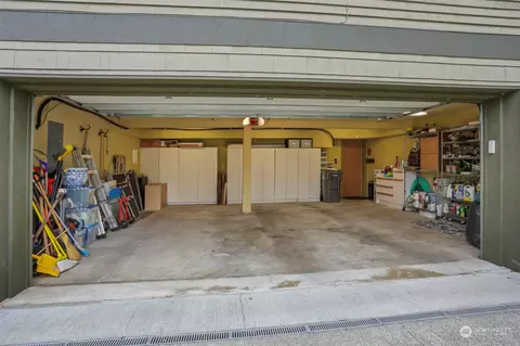 903 N 68th St, Seattle, WA 98103 photo 35
