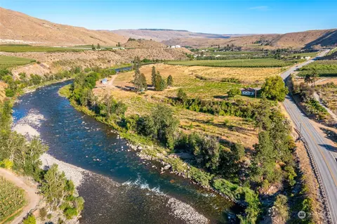 0 Nnn Sr 153, Pateros, WA 98846